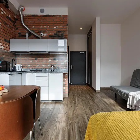 Golden - Cozy - Great Location&k28